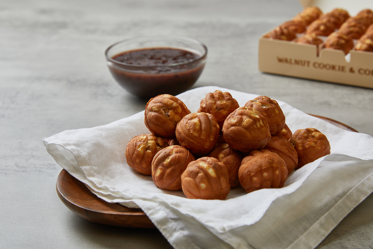 BOKHODU Walnut Anko Ball Image