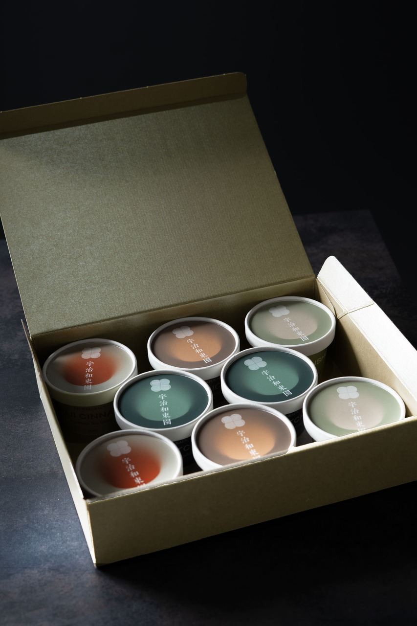 Tea shop-made, fragrant tea leaf gelato Image