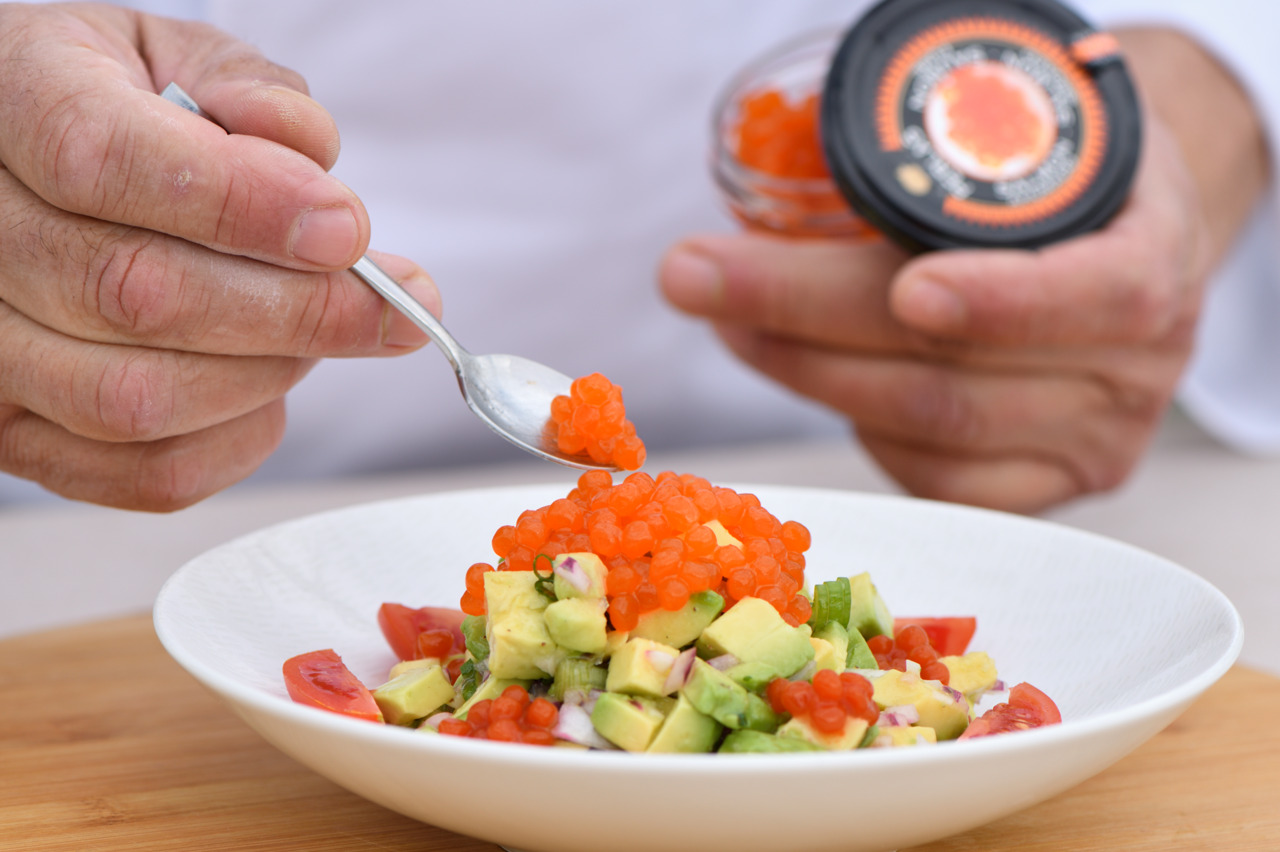 SALMON PEARLS® 270g by CATALIMENT PEARLS® Image