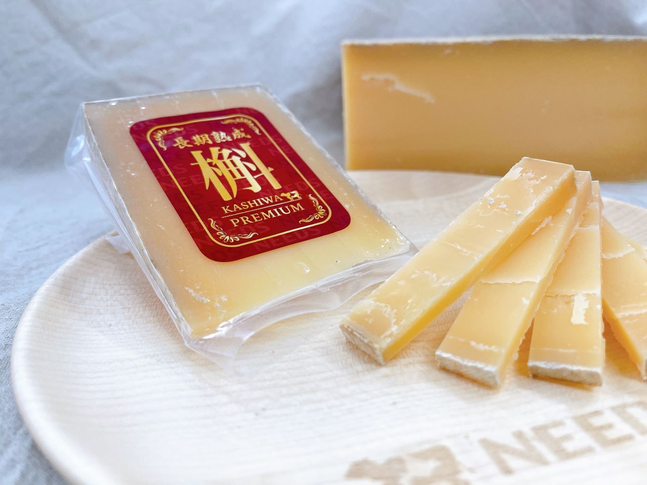 ハードタイプチーズ（槲） / セミハードタイプチーズ（ラクレット、スモークチーズ ） イメージ