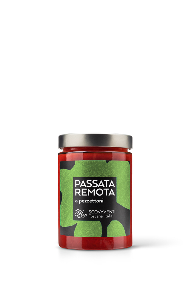 Tomato sauces and peeled tomatoes Image