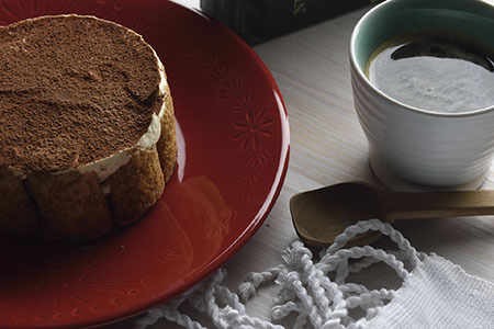 100% organic Arabica coffee from Ethiopia and Latin America.  Image