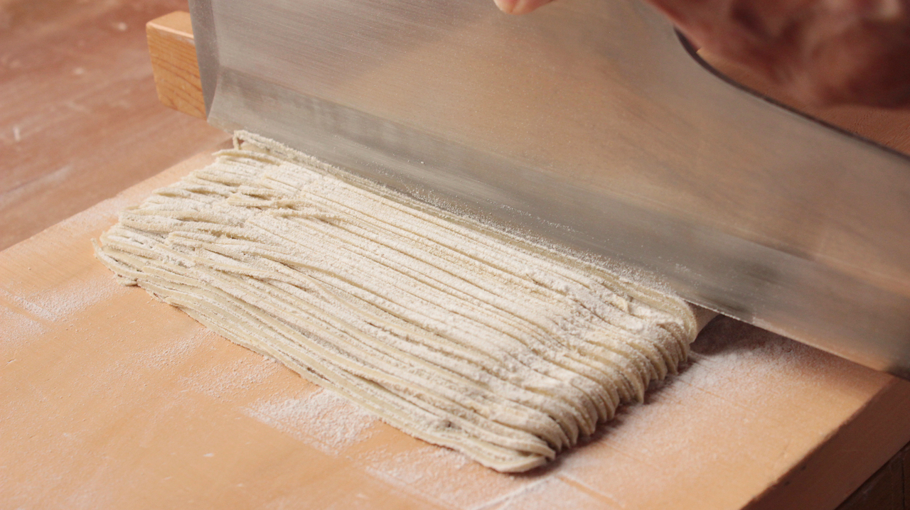 国産有機そば粉・国産そば粉・国産そばの実 イメージ