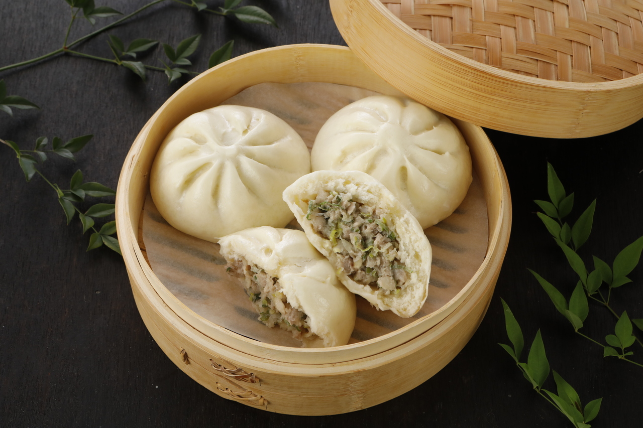 千葉県産いも豚の旨塩肉まん(五島列島の矢堅目の塩使用） イメージ