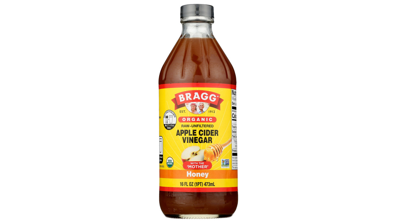 BRAGG - Apple Cider Vinegar - Organic, NON-GMO,  Non-Filtered with Mother Image