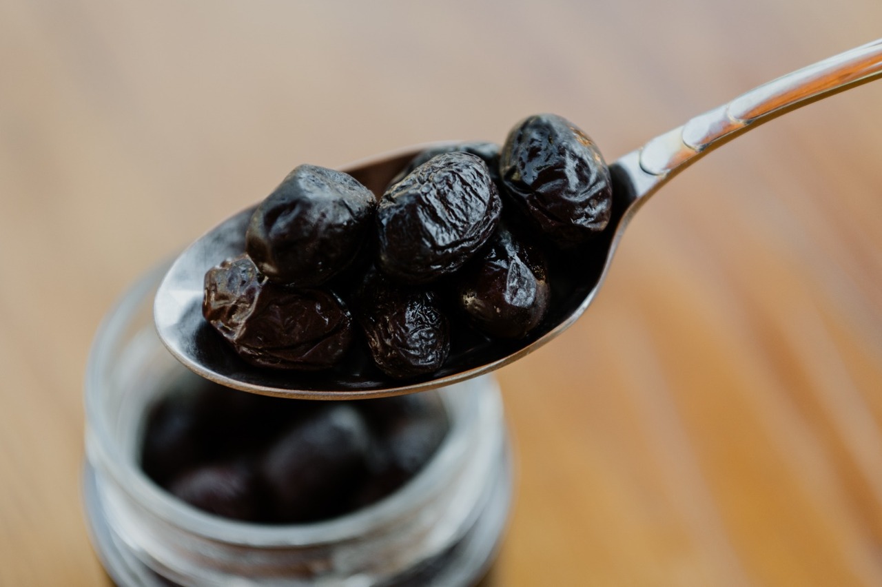 Oilivis DRIED NATURAL BLACK OLIVES  Image