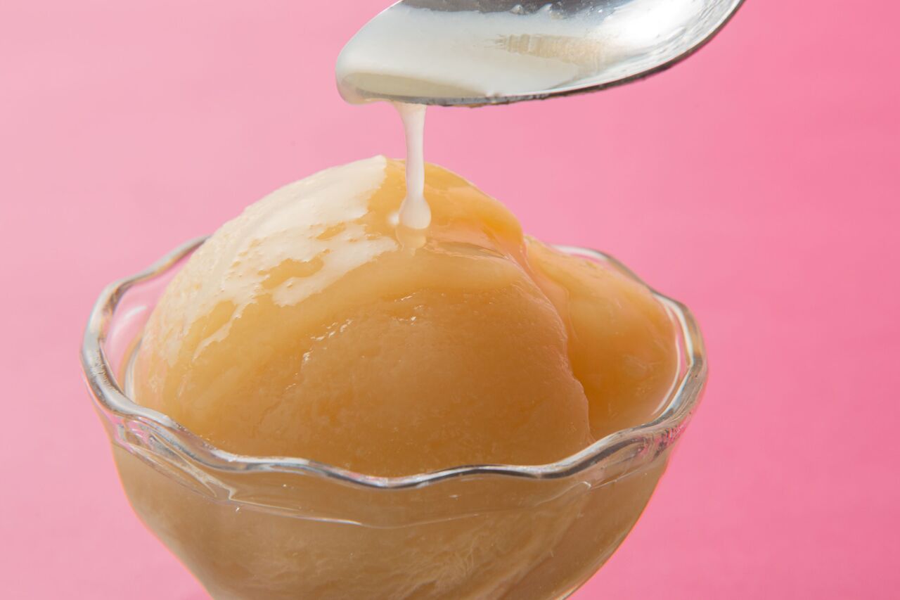 Jujō Kanjuku Shunka Akatsuki 【Tree-ripened white peach preserved in peach purée from Fukushima, Japan】 Image