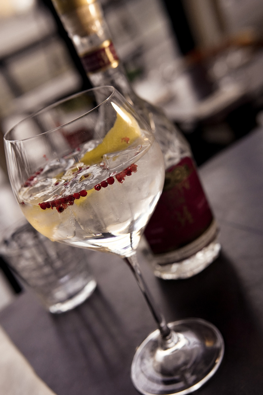 Purity Old Tom (43%) 34 Organic Gin Image