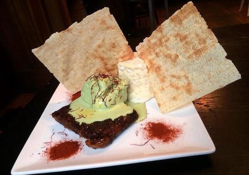 Pane Carasatu Mignon 100g  Bread of Sardinia - Traditional Thin and crispy, handcrafted in Sardinia following authentic recipes. Available Variants: Guttiau, Herbes, Pepper Image