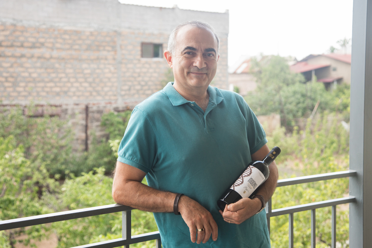 MOONQ Areni Khndoghni Nrneni 2023 Image