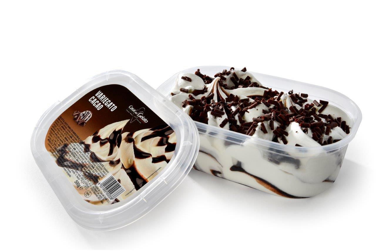 Gelato in plastic tub イメージ