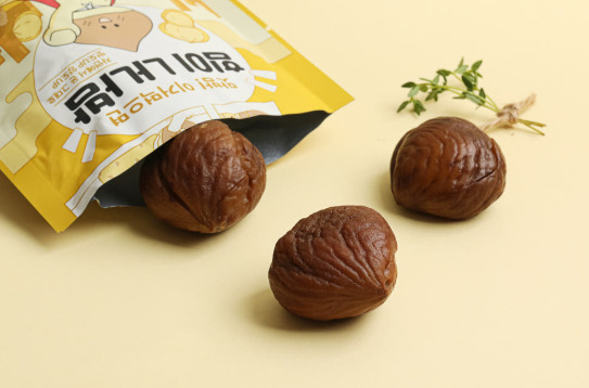 Korean Chestnut Dice (Canned in Syrup) Image