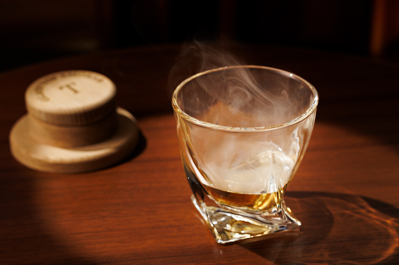 Glass top Smoker Image