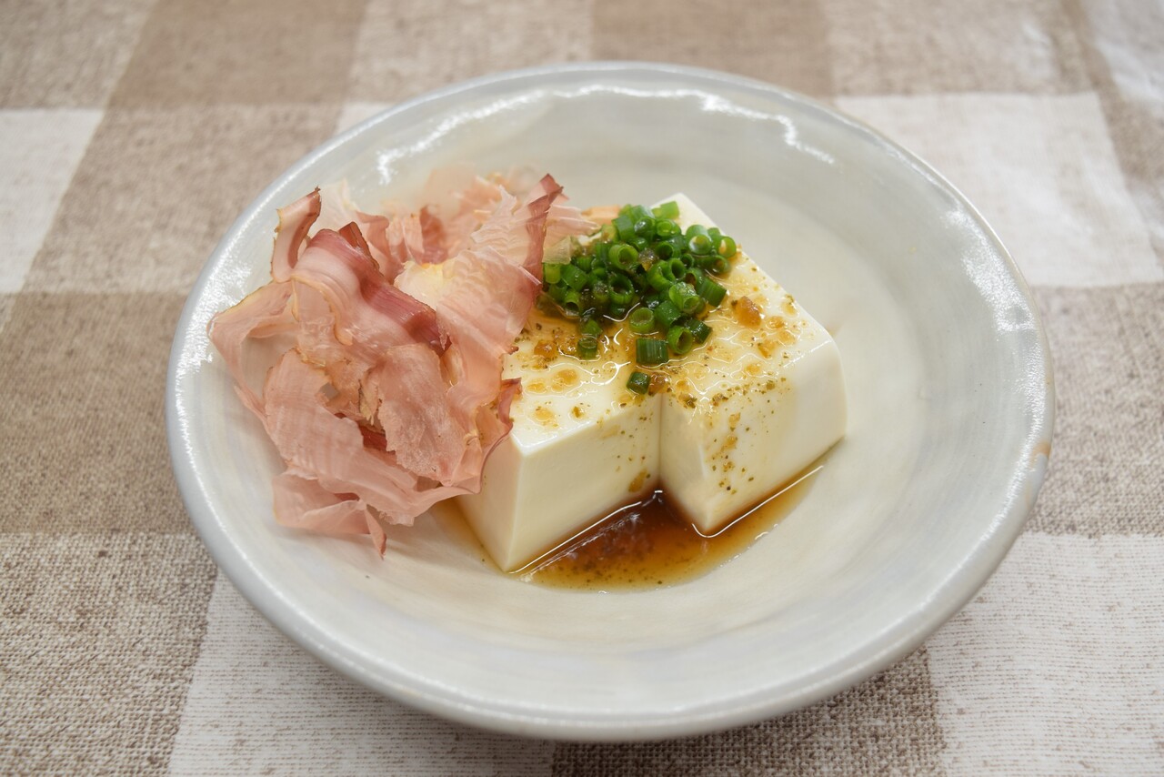 Akajishi Ponzu Sauce(flavored with red chili pepper)・Aojishi Ponzu Sauce (flavored with green chili pepper) Image