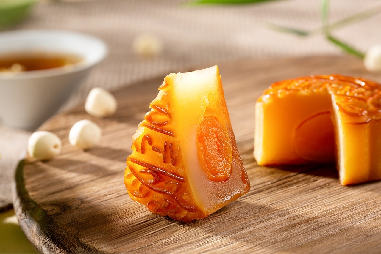 Mung bean filling/ Pineapple filing/Lotus paste filling Image