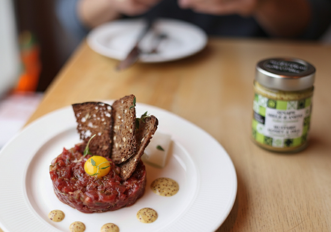 Gourmet Sauces with White Balsamic Condiment Image