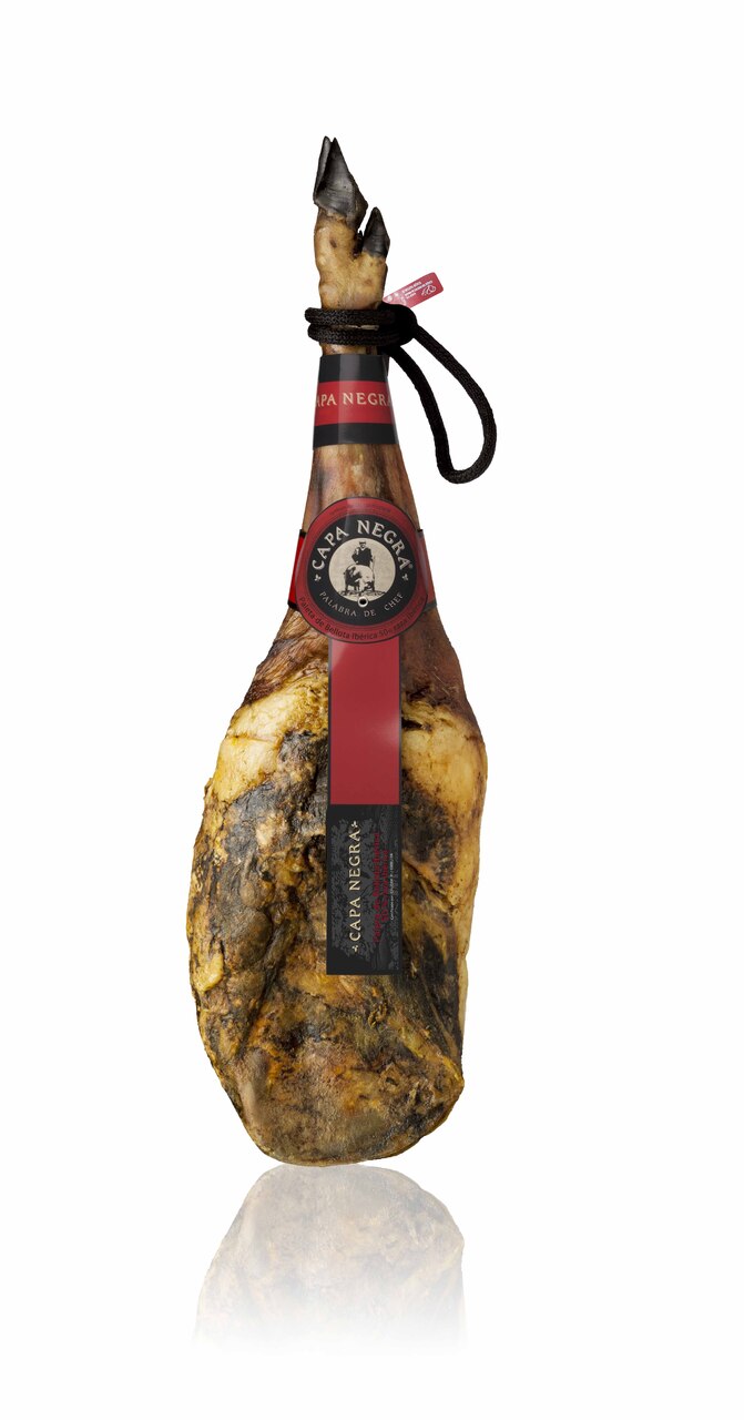 Acorn-fed ham and shoulder 100% iberian Image