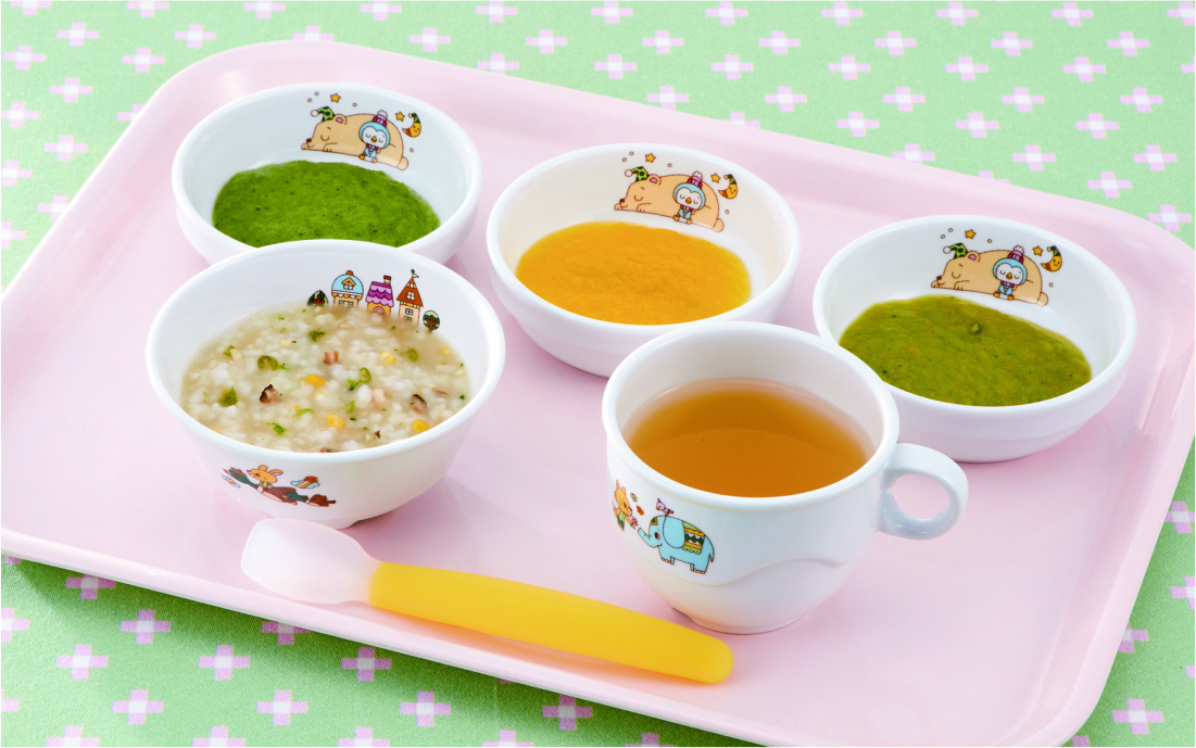 16. 子ども食器・強化磁器「いつも一緒」「青空の下で」 Image