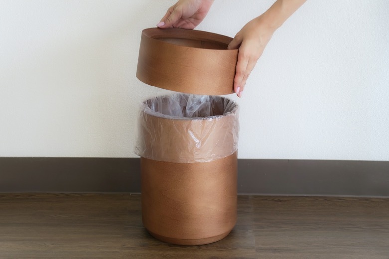 客室備品（ダストボックス） Image