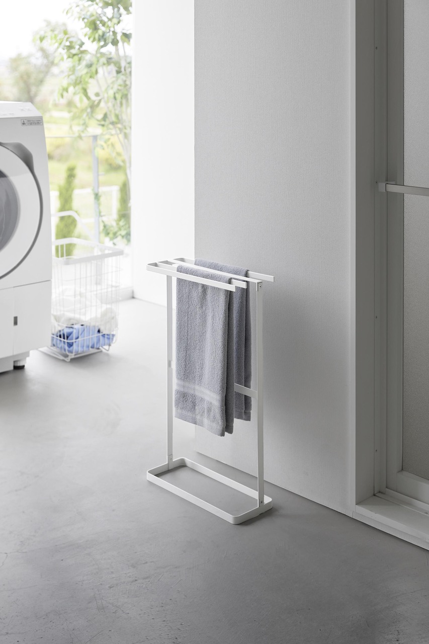 横から掛けられるタオルハンガー Image