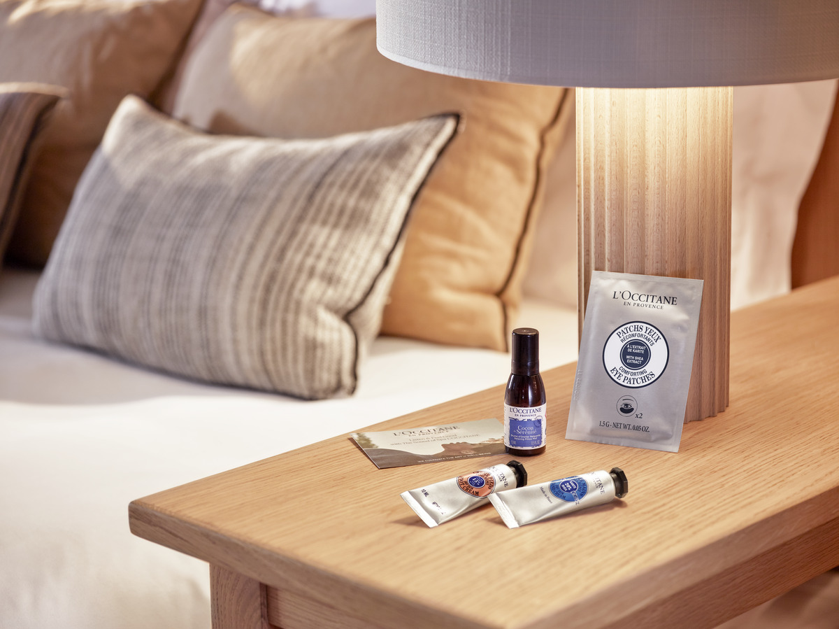 LOCCITANE ロクシタン サブアメニティ コレクション（ハンドクリーム/リップバーム/入浴剤/リネンスプレー/リフレッシングコットン） イメージ