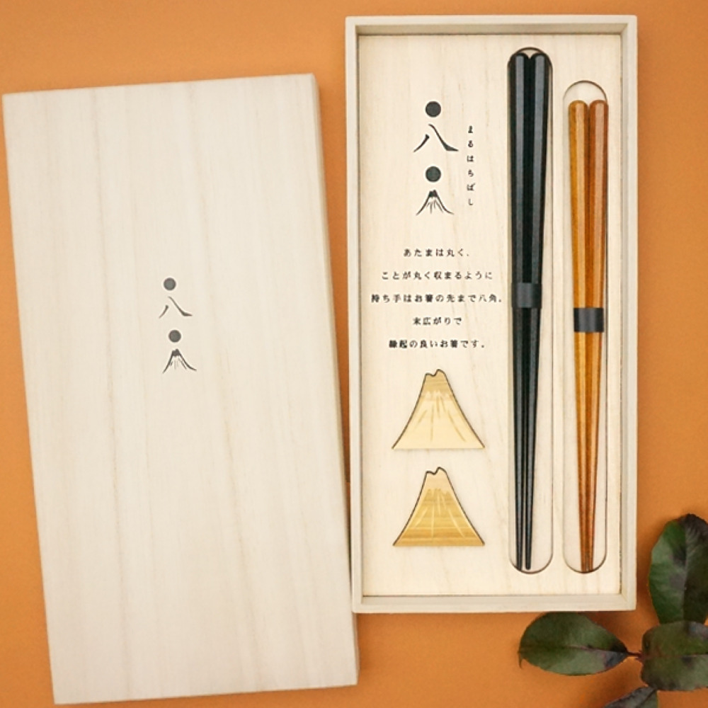 Hyozaemon Chopsticks & Chopstick Rest Set “Maruhachi” (with Mt. Fuji–Shaped Chopstick Rest) Image