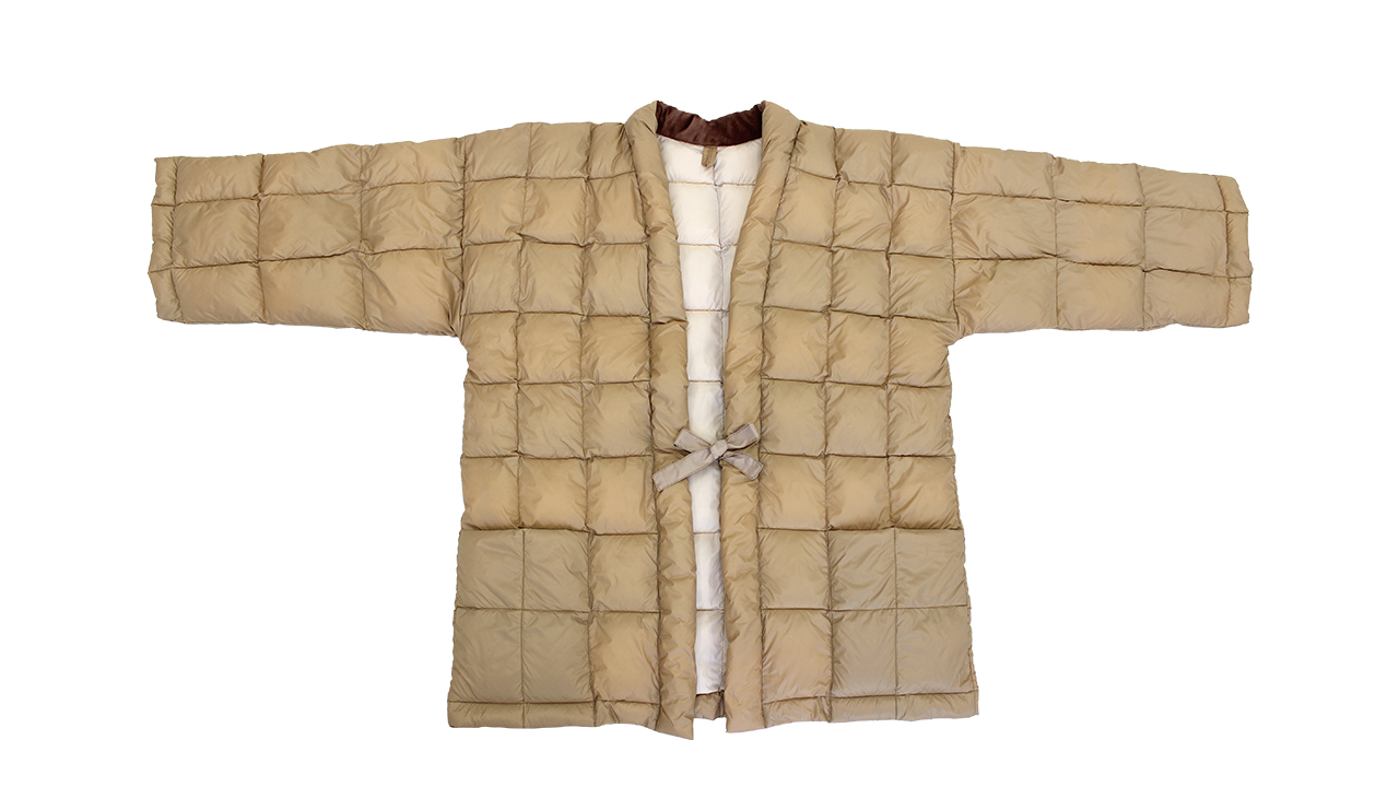 AIRYFROST®　Light Warm Wear Image