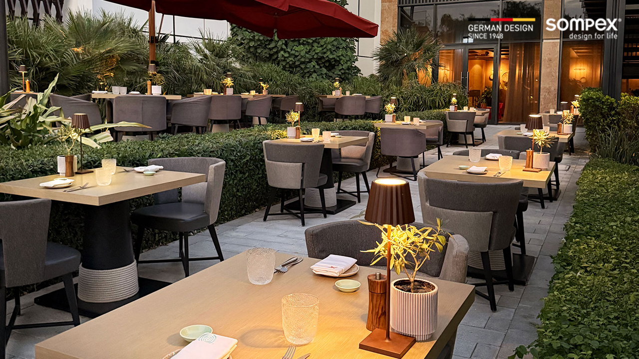 コードレステーブルランプ Sompex TROLL イメージ