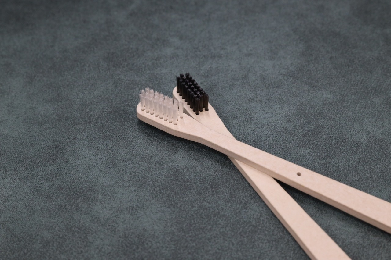 《世界初》紙製歯ブラシ イメージ