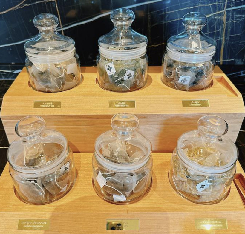 セルフサービス対応のティーディスプレイとソリューション イメージ