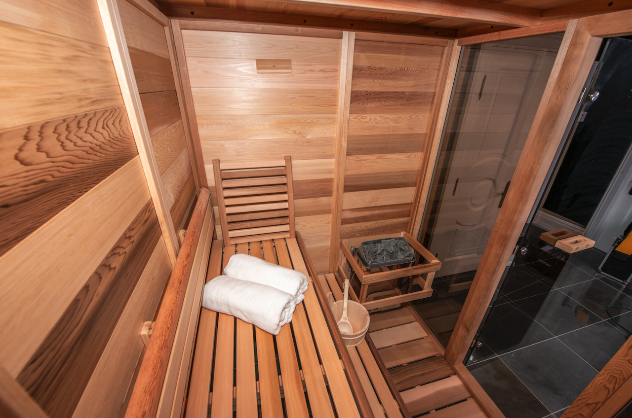 トロント　室内サウナ イメージ