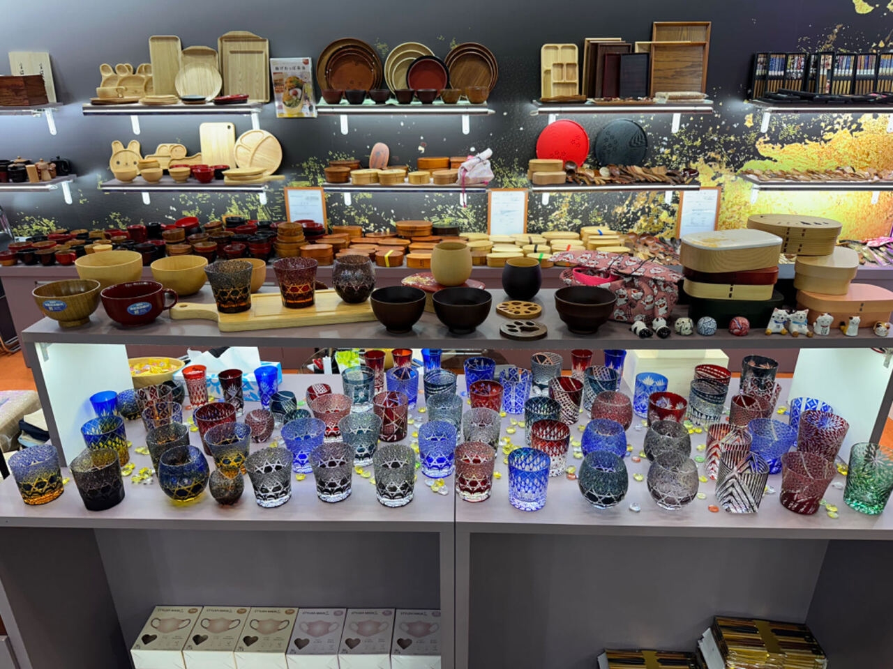 切子ガラス　オールド　　青 赤　富士山　カップ　ガラス　グラス　日本食品衛生対応 イメージ