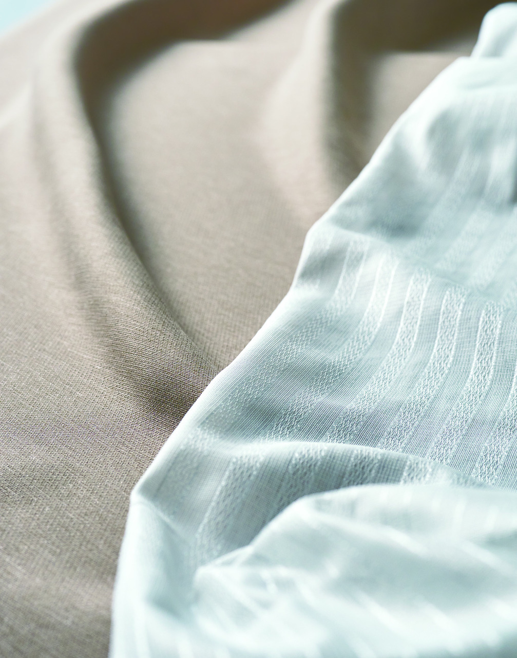 消臭カーテン イメージ