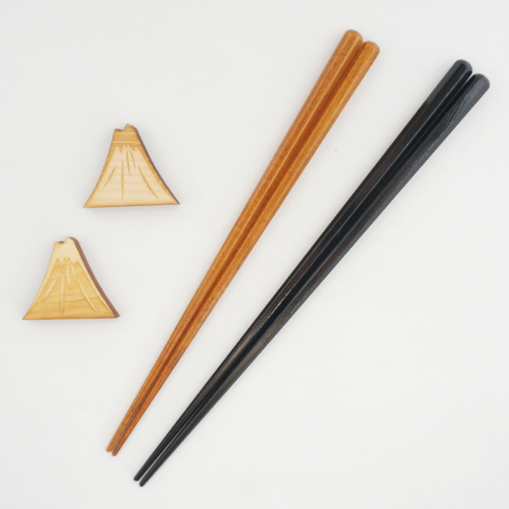 Hyozaemon Chopsticks & Chopstick Rest Set “Maruhachi” (with Mt. Fuji–Shaped Chopstick Rest) Image