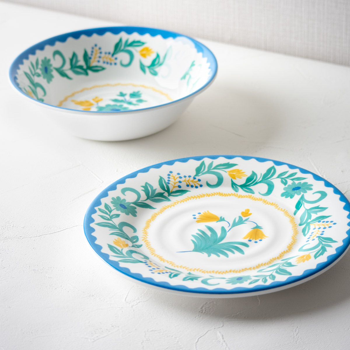 【新デザイン】電子レンジ対応メラミン樹脂「newWave」食器各種 イメージ