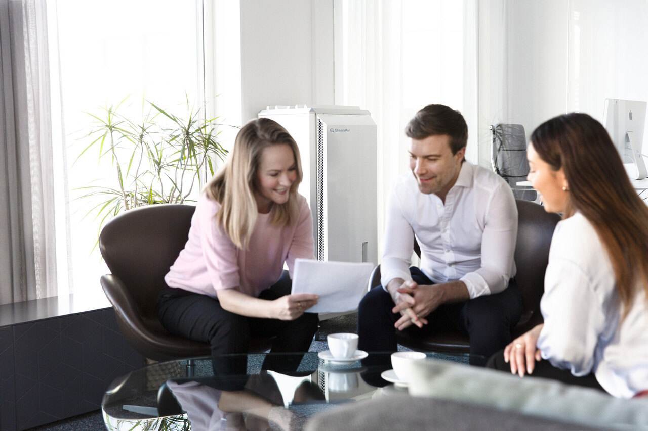 FS 30 — 業務用空気清浄機 （オフィス・ホテル・公共空間向け空気清浄機） イメージ