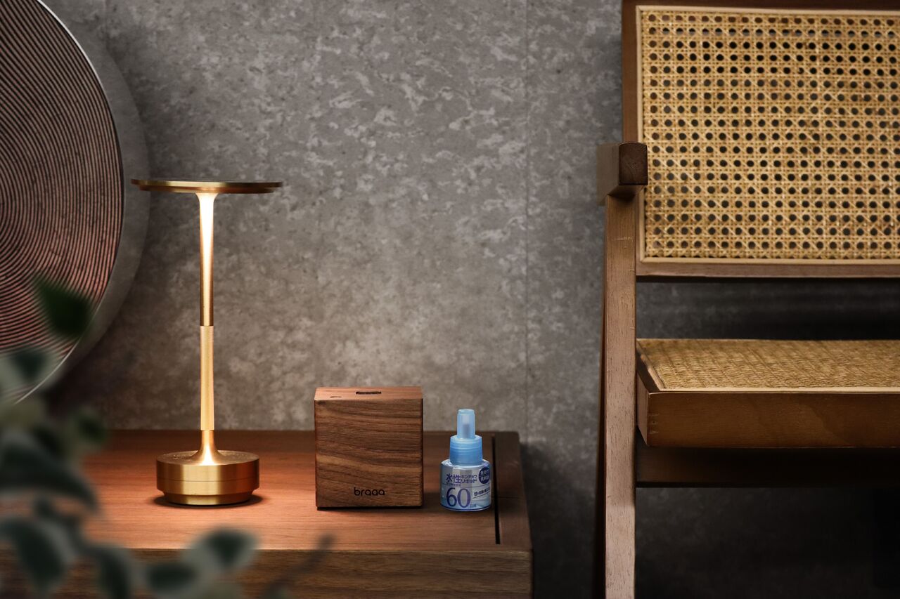 液体電子蚊取り器「canox LIQUID」 イメージ