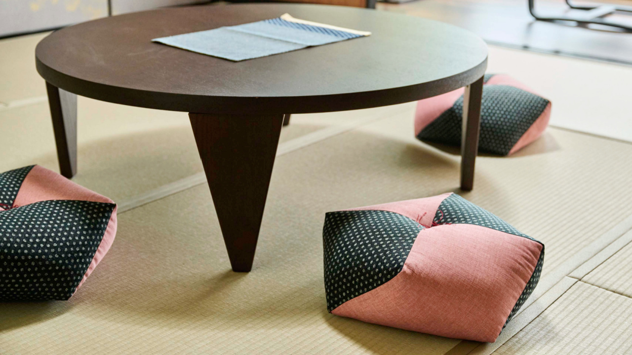 洛中高岡屋 おじゃみ座布団 イメージ