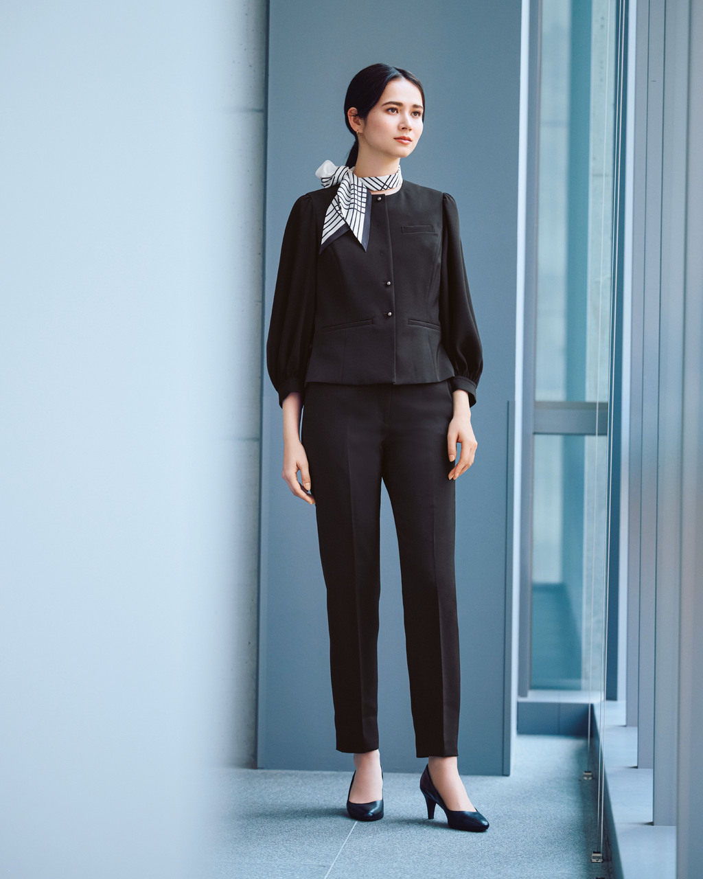 ホテルスタッフ用ユニフォーム イメージ