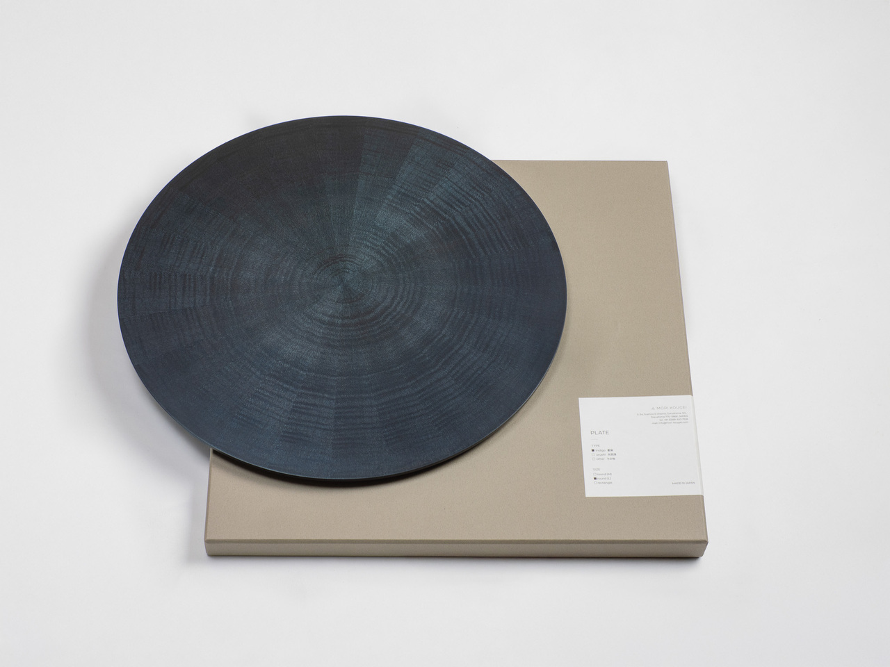 木製プレート　RAYS PLATE ROUND L 藍漆 イメージ