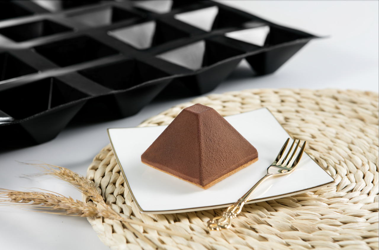 Silicone & Fiberglass Pastry Mold Image