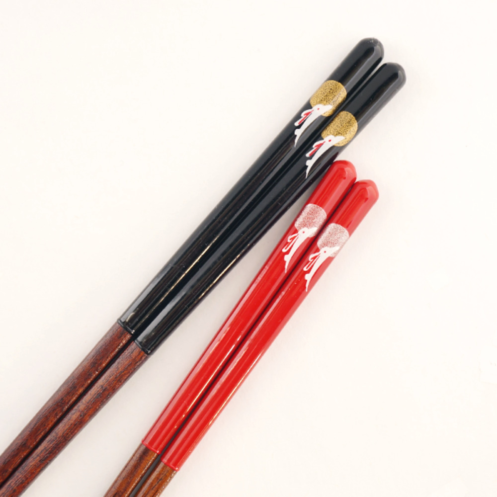 Hyozaemon Chopsticks & Chopstick Rest Set “Shiawase no Shiro Usagi” Image
