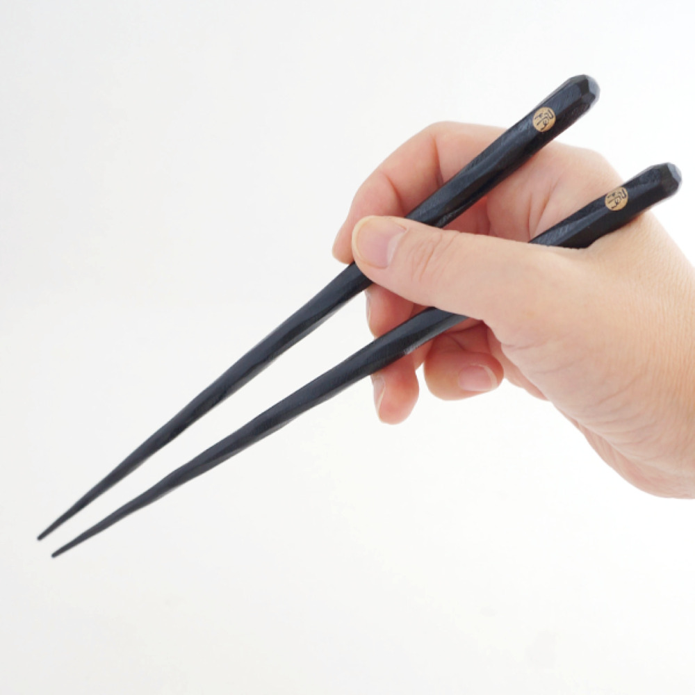 Hyozaemon Kezuri Chopsticks – Black (Ebony)　Red (Manilkara wood) Image