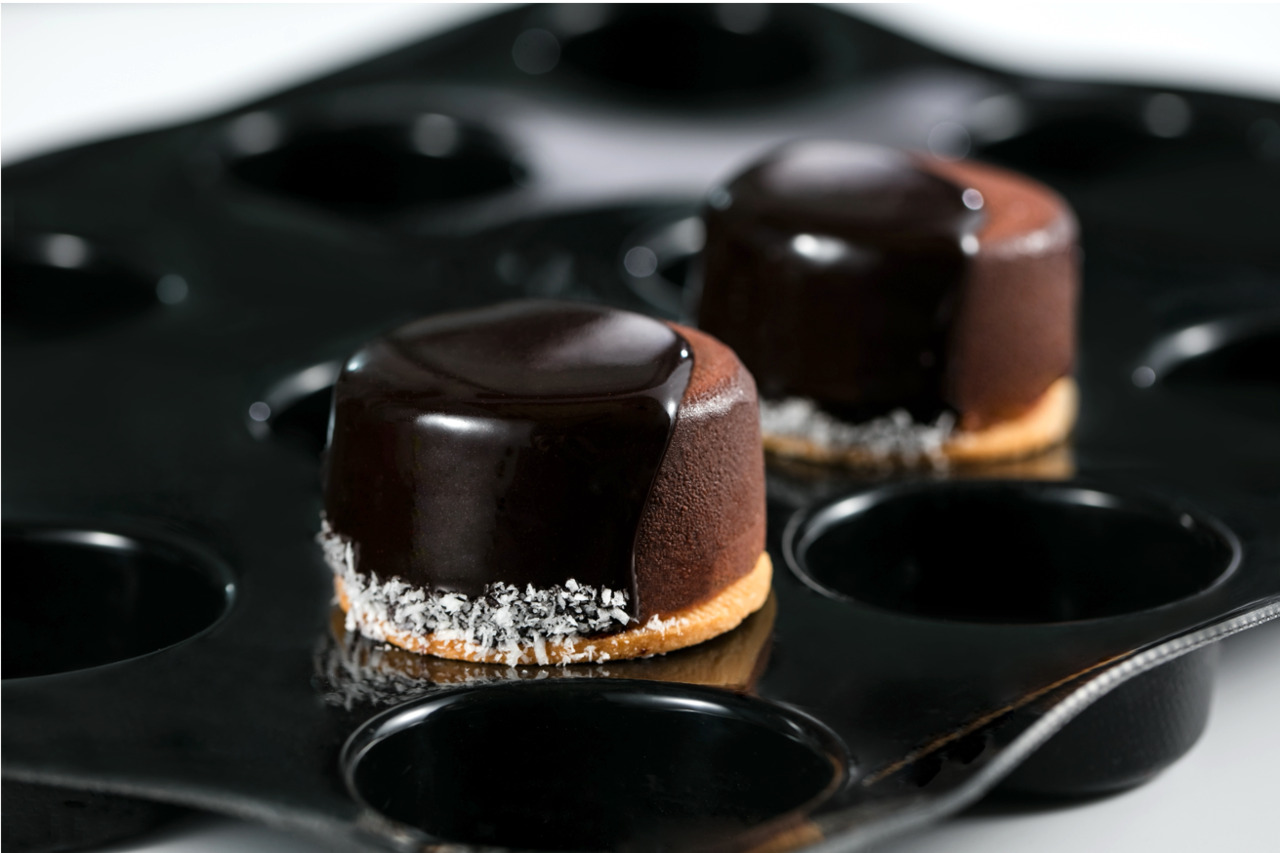 Silicone & Fiberglass Pastry Mold Image